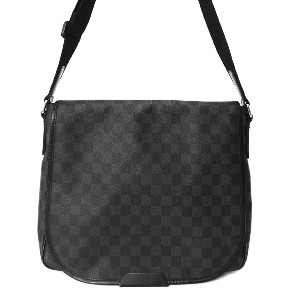 Louis Vuitton Damier Graphite Daniel MM Shoulder Bag Black